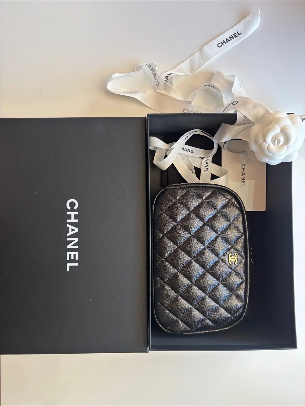 CHANEL classic quilted